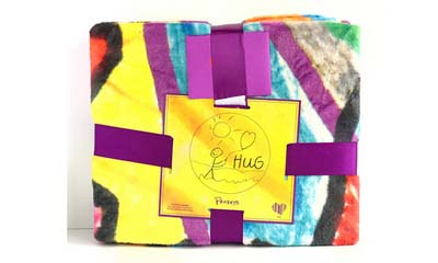 Free Penzeys Hug Blanket